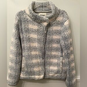 Dylan Los Angelos Sherpa Jacket Size Large